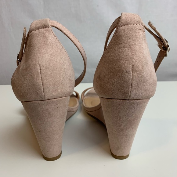 Never used. Suede pink wedges. Size 9. - Picture 4 of 5